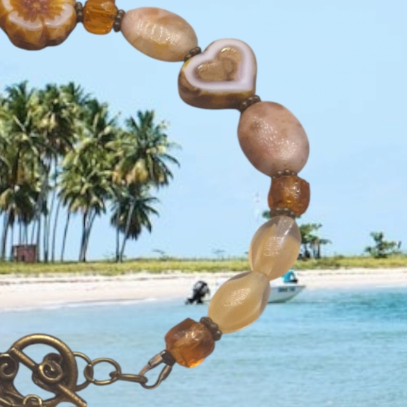 Handmade Mango Agate and Czech Glass Bracelet - Picture 2 of 4